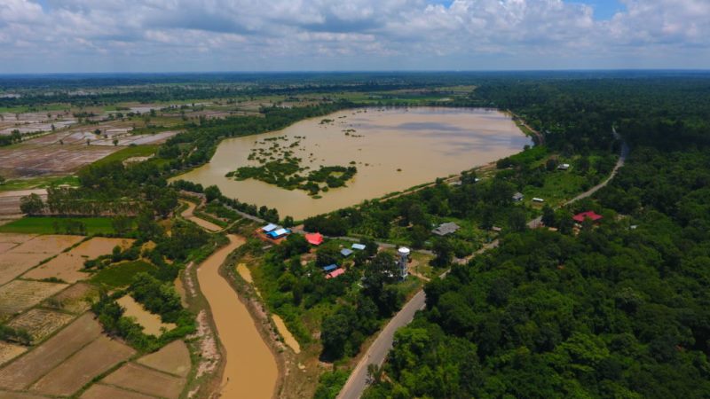 กรมทางหลวงชนบทสนับสนุนสายทางเข้าโครงการพัฒนาพื้นที่หนองอึ่งจ.ยโสธร อันเนื่องมาจากพระราชดำริ ร.10