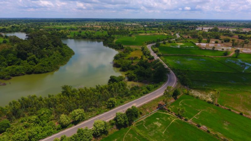 กรมทางหลวงชนบทสนับสนุนสายทางเข้าโครงการพัฒนาพื้นที่หนองอึ่งจ.ยโสธร อันเนื่องมาจากพระราชดำริ ร.10