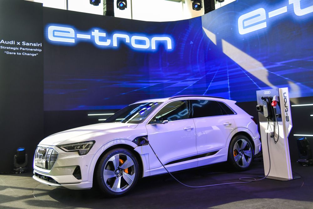 อาวดี้ ประเทศไทย ตอกย้ำความเป็นผู้นำเทคโนโลยีเปิดตัว Audi e-tron